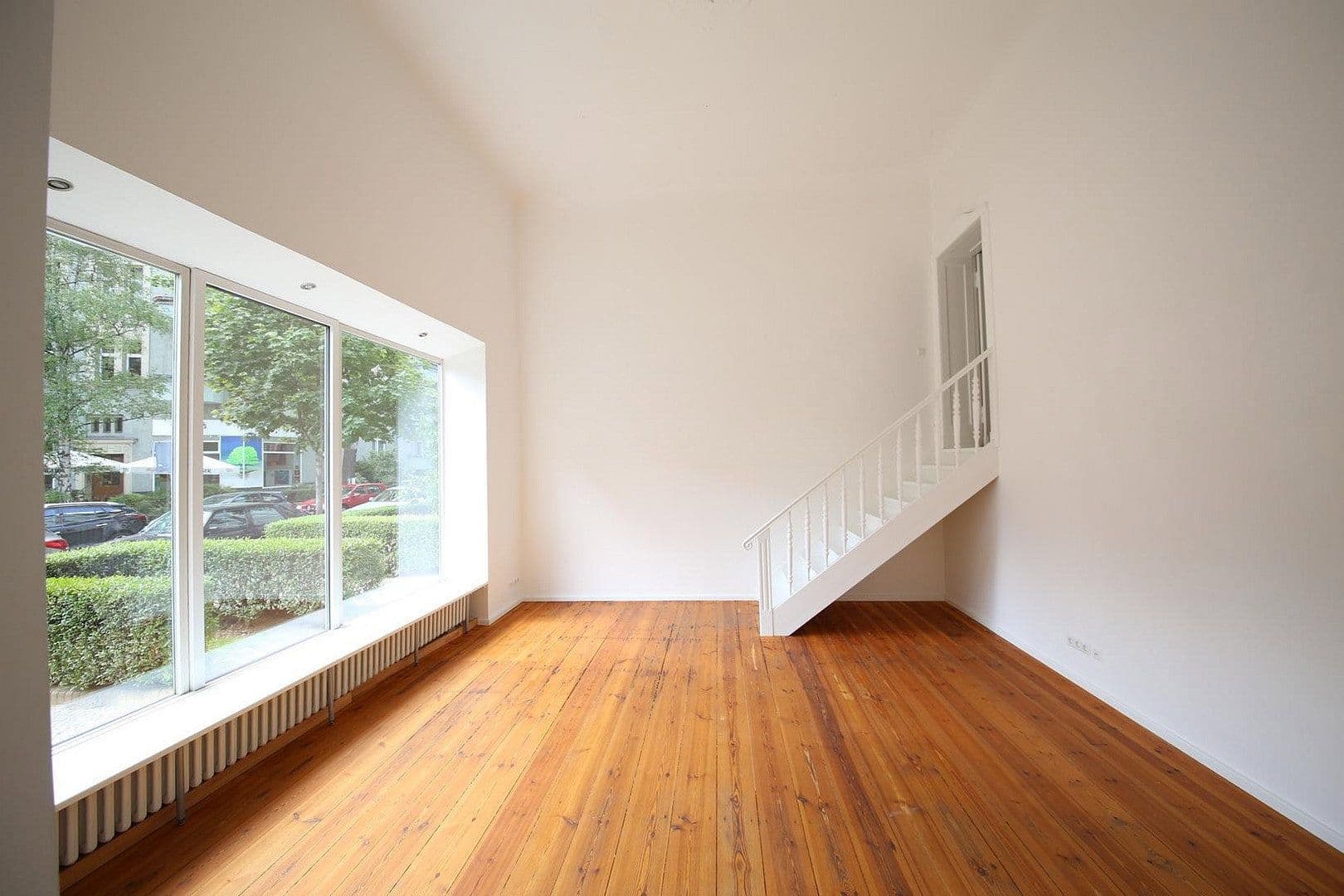 Prenájom kancelárie 180 m², Südwestkorso 11a, Berlin, Berlín Prenájom kancelárie 180 m², Südwestkorso 11a, Berlin, Berlín