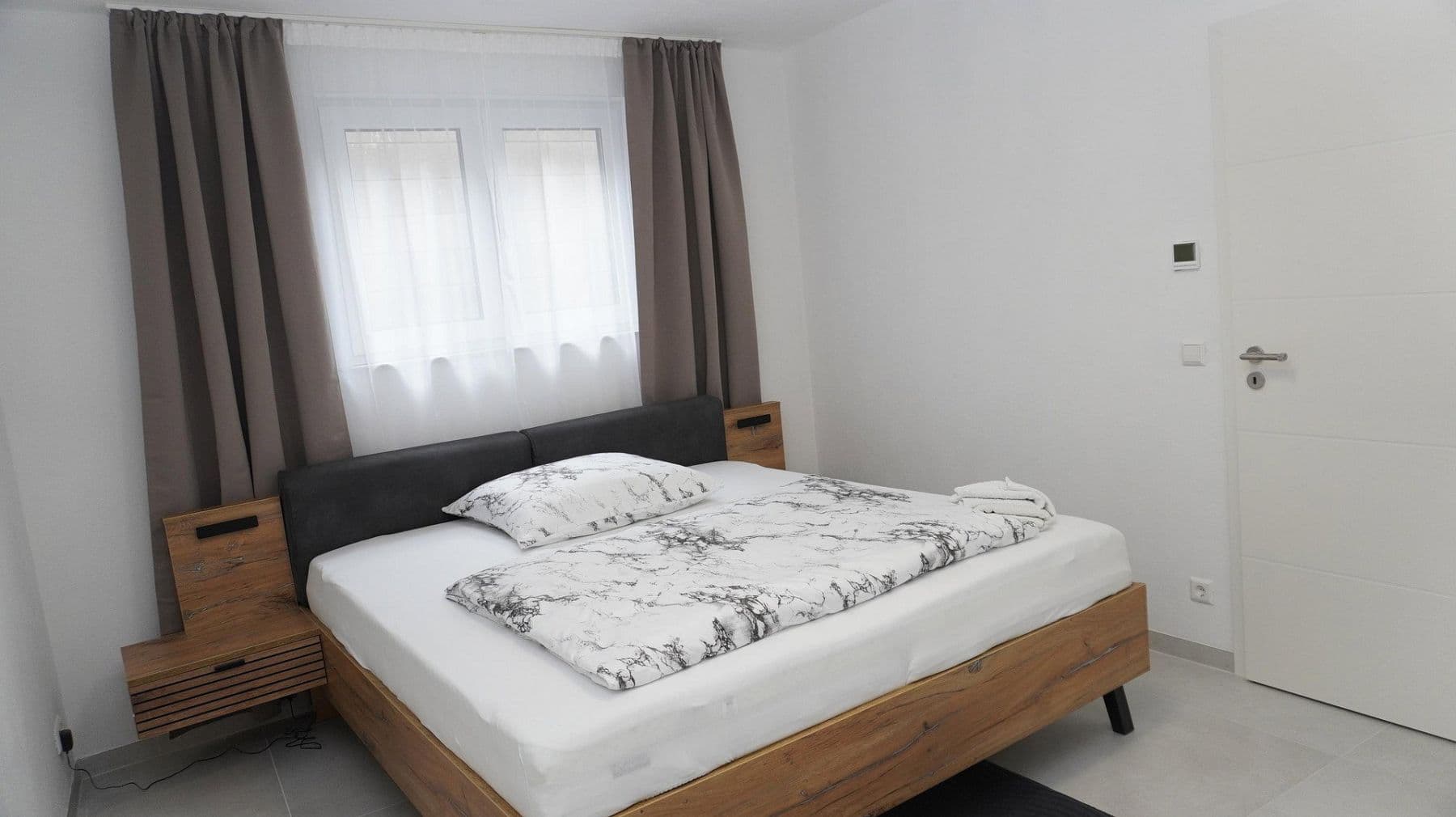 Prenájom bytu 2-izbový 64 m², Leverkusen, Severné Porýnie - Westfálsko Prenájom bytu 2-izbový 64 m², Leverkusen, Severné Porýnie - Westfálsko