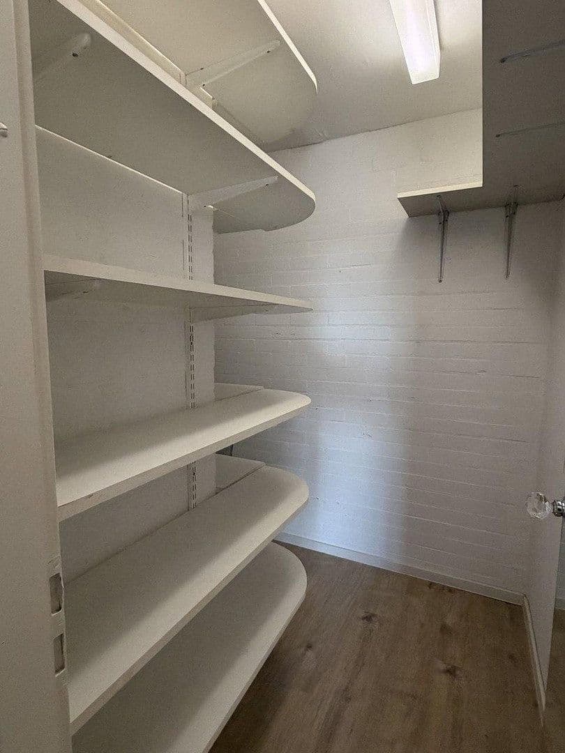 Predaj bytu 3-izbový 155 m², Köln, Severné Porýnie - Westfálsko Predaj bytu 3-izbový 155 m², Köln, Severné Porýnie - Westfálsko