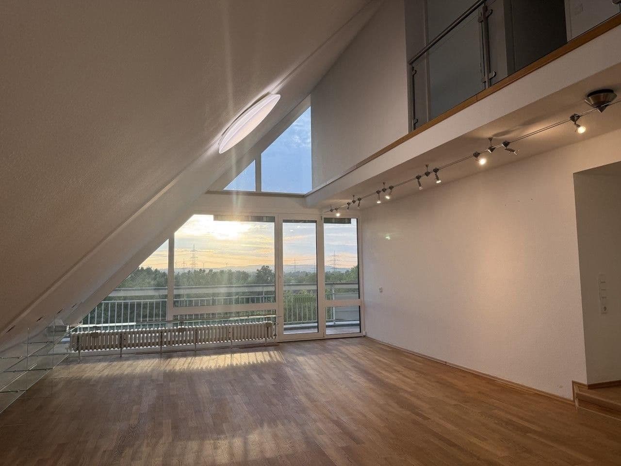 Predaj bytu 3-izbový 155 m², Köln, Severné Porýnie - Westfálsko Predaj bytu 3-izbový 155 m², Köln, Severné Porýnie - Westfálsko