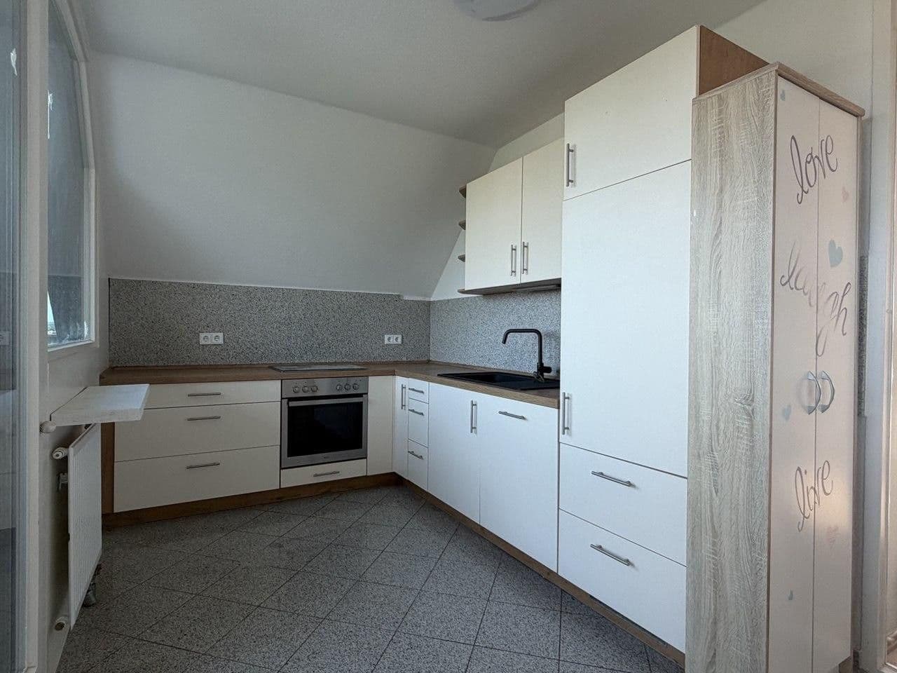 Predaj bytu 3-izbový 155 m², Köln, Severné Porýnie - Westfálsko Predaj bytu 3-izbový 155 m², Köln, Severné Porýnie - Westfálsko