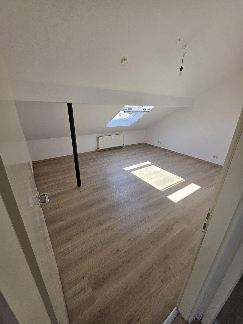 Predaj bytu 4-izbový 113 m², Ludwigshafen, Porýnie-Falcko Predaj bytu 4-izbový 113 m², Ludwigshafen, Porýnie-Falcko