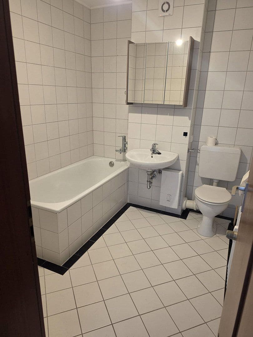 Predaj bytu 4-izbový 113 m², Ludwigshafen, Porýnie-Falcko Predaj bytu 4-izbový 113 m², Ludwigshafen, Porýnie-Falcko