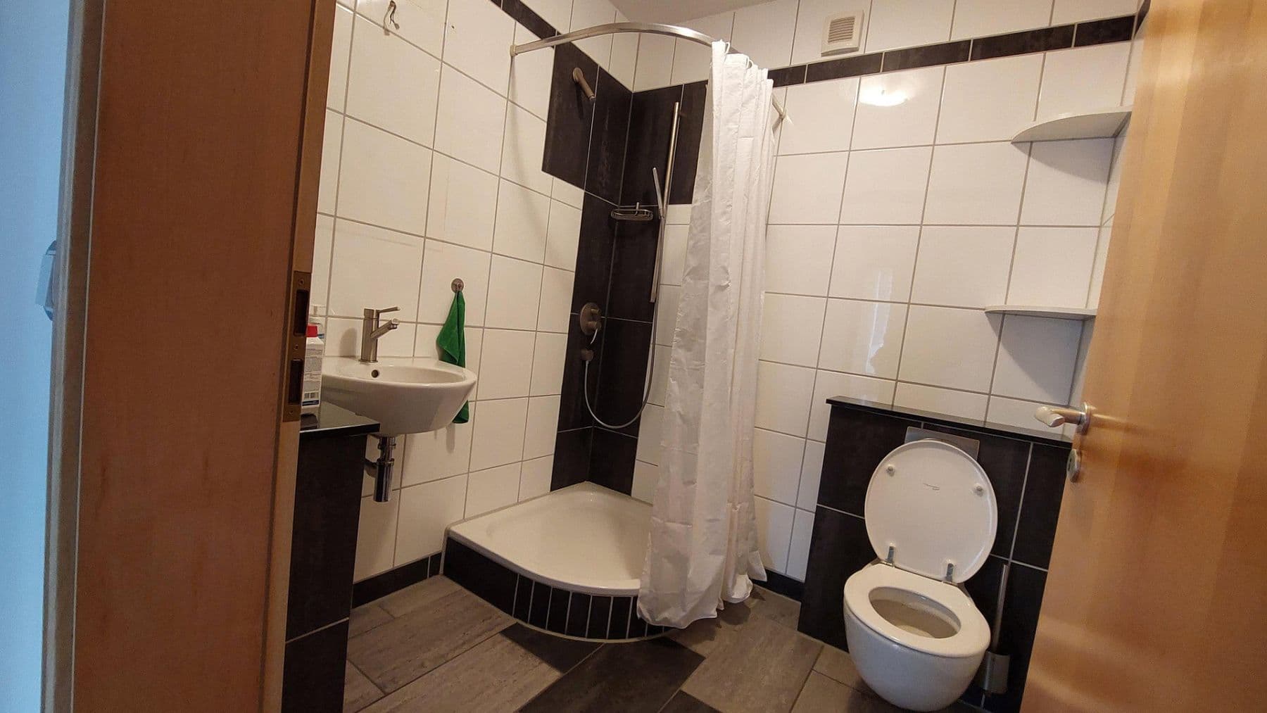 Predaj bytu 3-izbový 122 m², Darmstadt, Hesensko Predaj bytu 3-izbový 122 m², Darmstadt, Hesensko