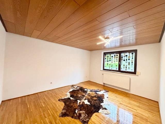 Prenájom bytu 3-izbový 76 m², Greifenklaustraße 12, Reckendorf, Bavorsko Prenájom bytu 3-izbový 76 m², Greifenklaustraße 12, Reckendorf, Bavorsko