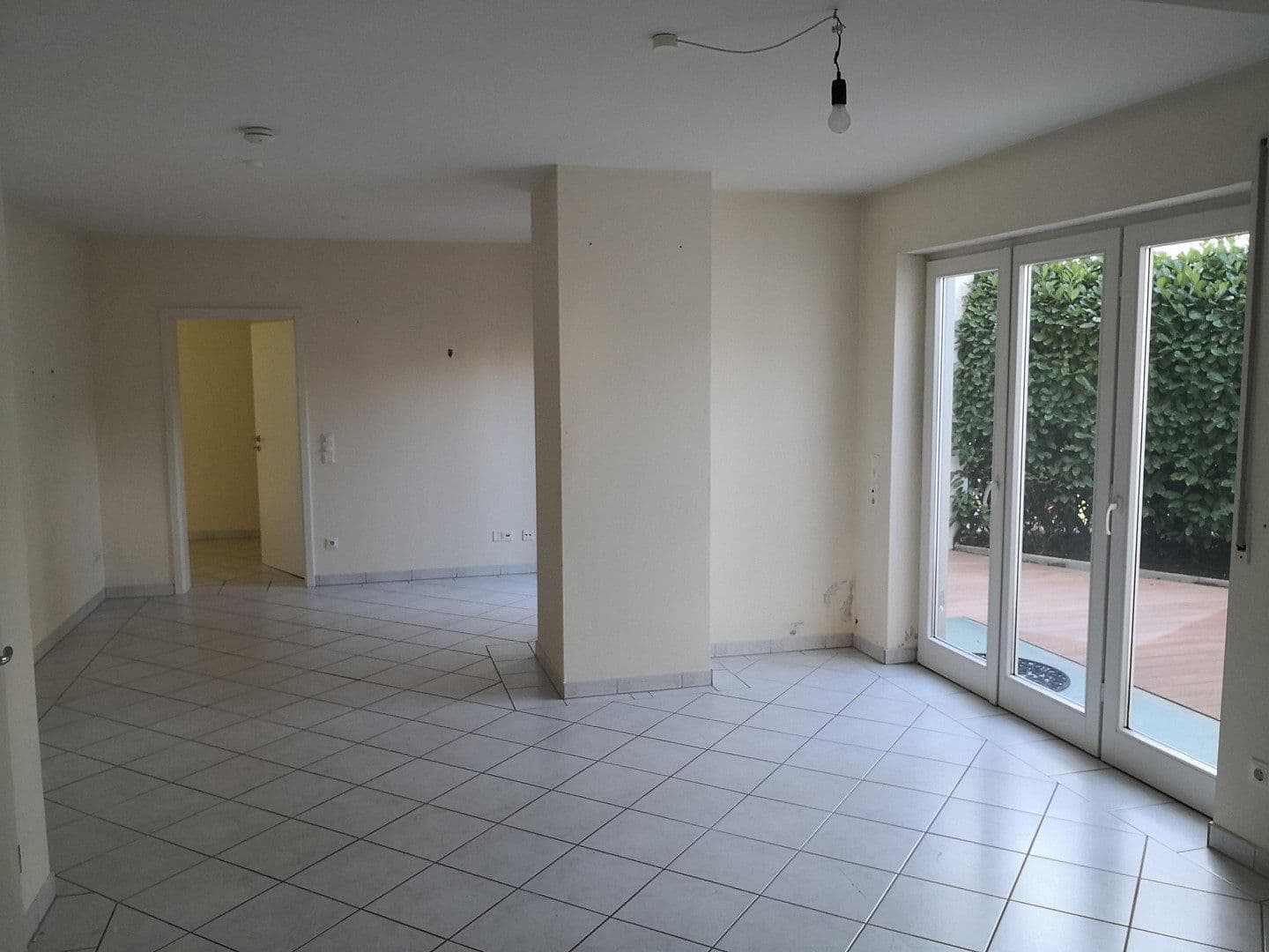 Prenájom domu 167 m², pozemok 170 m², Hardtbergweg 7a, Kronberg im Taunus, Hesensko Prenájom domu 167 m², pozemok 170 m², Hardtbergweg 7a, Kronberg im Taunus, Hesensko
