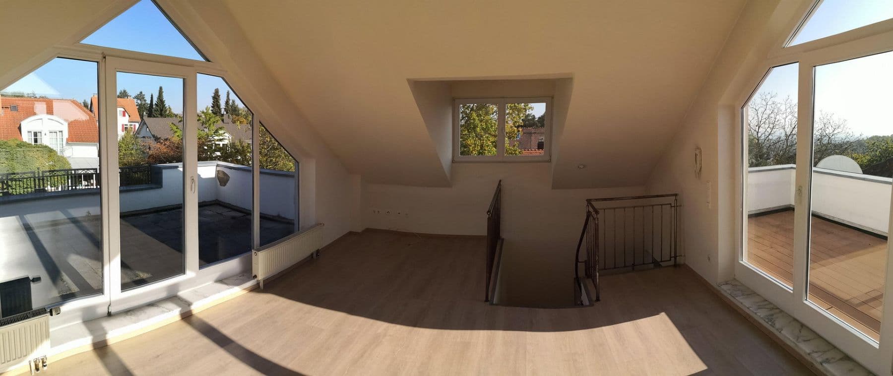 Prenájom domu 167 m², pozemok 170 m², Hardtbergweg 7a, Kronberg im Taunus, Hesensko Prenájom domu 167 m², pozemok 170 m², Hardtbergweg 7a, Kronberg im Taunus, Hesensko