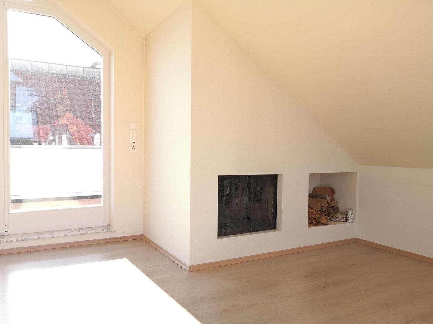 Prenájom domu 167 m², pozemok 170 m², Hardtbergweg 7a, Kronberg im Taunus, Hesensko Prenájom domu 167 m², pozemok 170 m², Hardtbergweg 7a, Kronberg im Taunus, Hesensko