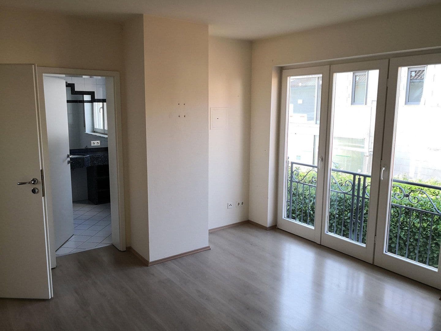 Prenájom domu 167 m², pozemok 170 m², Hardtbergweg 7a, Kronberg im Taunus, Hesensko Prenájom domu 167 m², pozemok 170 m², Hardtbergweg 7a, Kronberg im Taunus, Hesensko