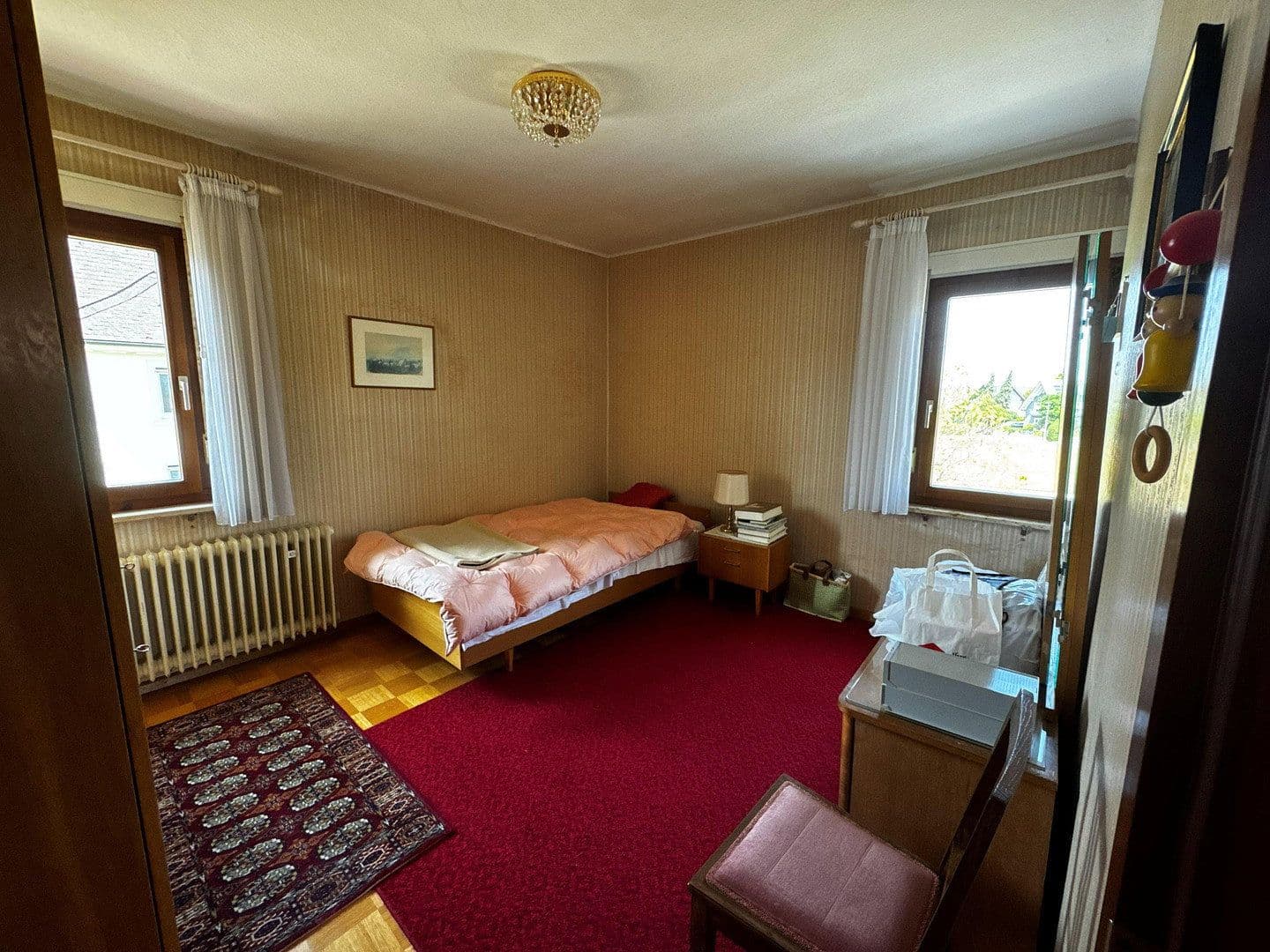 Predaj domu 145 m², pozemok 1.488 m², Neuried, Bádensko-Wurttembersko Predaj domu 145 m², pozemok 1.488 m², Neuried, Bádensko-Wurttembersko
