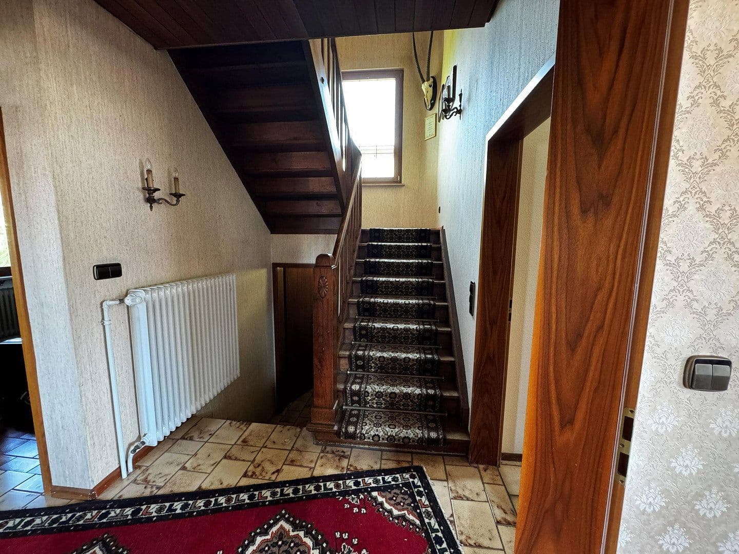 Predaj domu 145 m², pozemok 1.488 m², Neuried, Bádensko-Wurttembersko Predaj domu 145 m², pozemok 1.488 m², Neuried, Bádensko-Wurttembersko