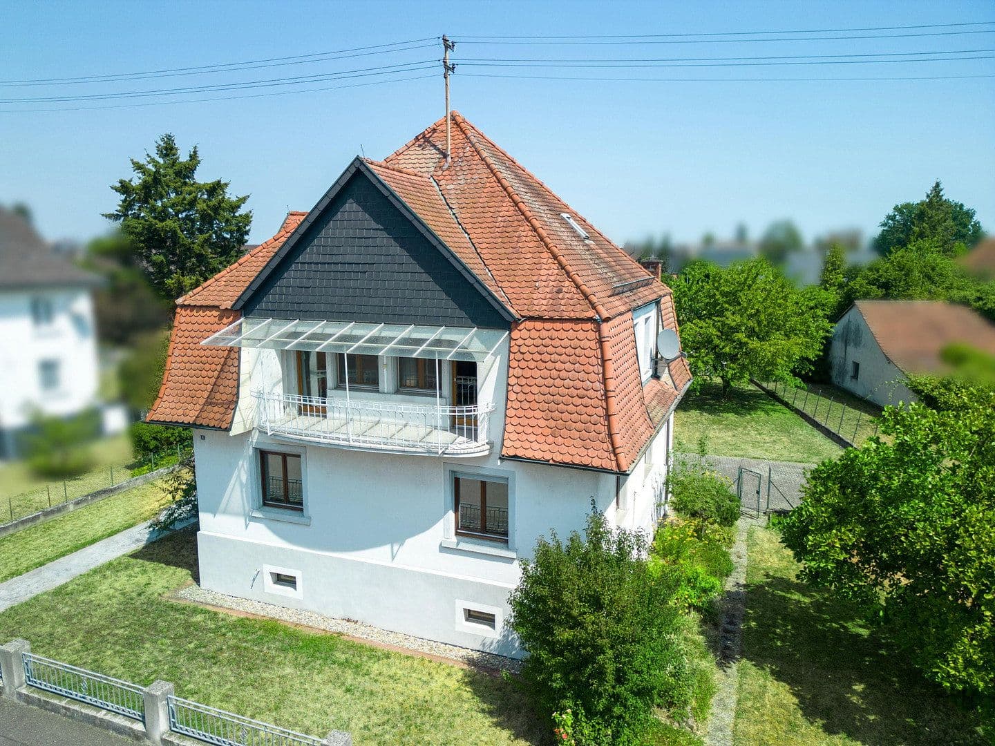 Predaj domu 145 m², pozemok 1.488 m², Neuried, Bádensko-Wurttembersko Predaj domu 145 m², pozemok 1.488 m², Neuried, Bádensko-Wurttembersko