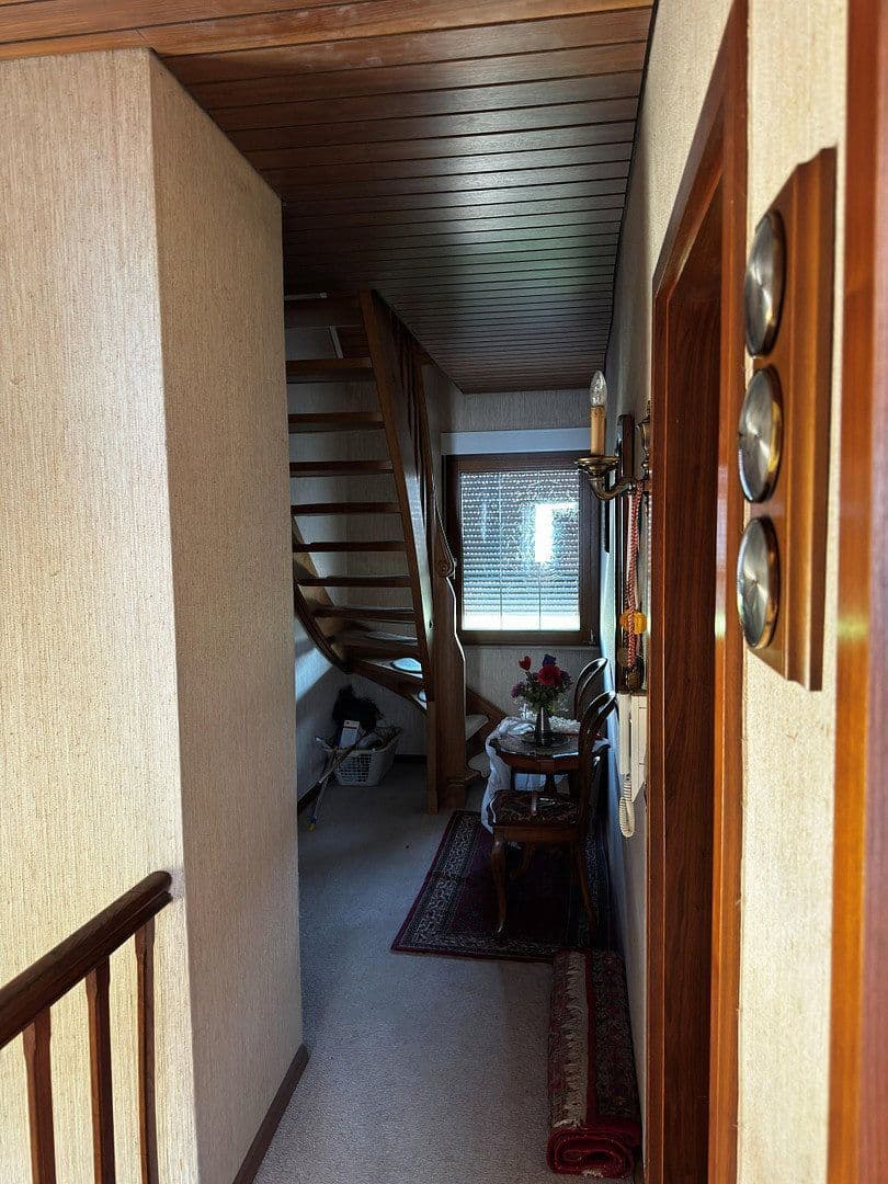 Predaj domu 145 m², pozemok 1.488 m², Neuried, Bádensko-Wurttembersko Predaj domu 145 m², pozemok 1.488 m², Neuried, Bádensko-Wurttembersko
