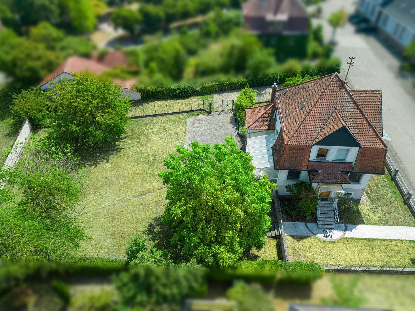 Predaj domu 145 m², pozemok 1.488 m², Neuried, Bádensko-Wurttembersko Predaj domu 145 m², pozemok 1.488 m², Neuried, Bádensko-Wurttembersko