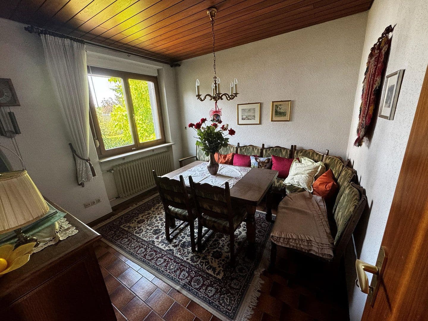 Predaj domu 145 m², pozemok 1.488 m², Neuried, Bádensko-Wurttembersko Predaj domu 145 m², pozemok 1.488 m², Neuried, Bádensko-Wurttembersko