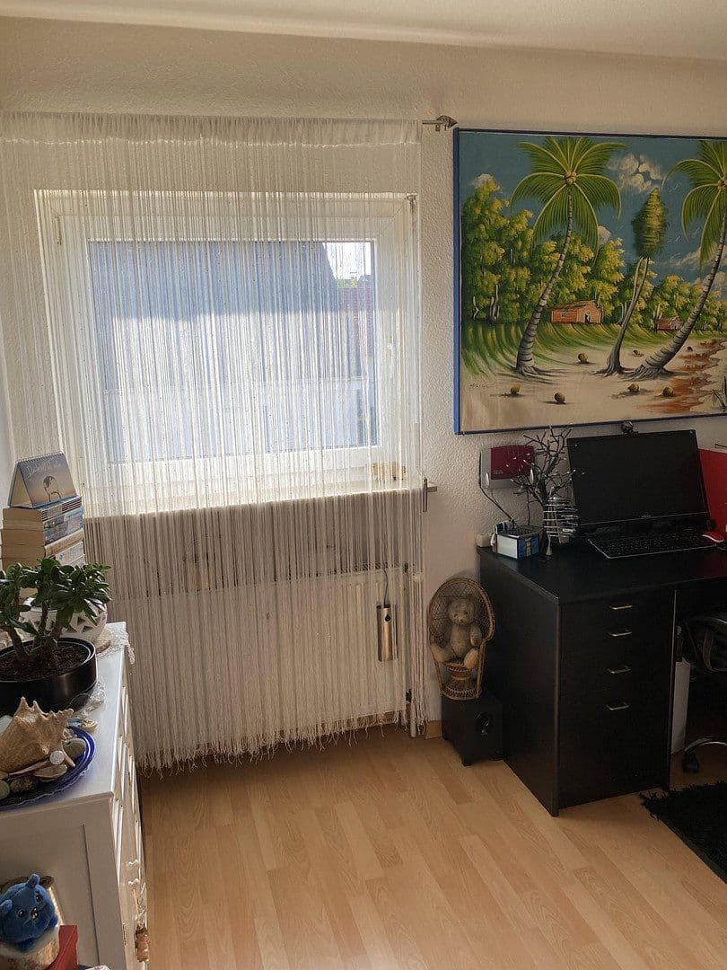 Predaj domu 235 m², pozemok 347 m², Frankfurt, Hesensko Predaj domu 235 m², pozemok 347 m², Frankfurt, Hesensko