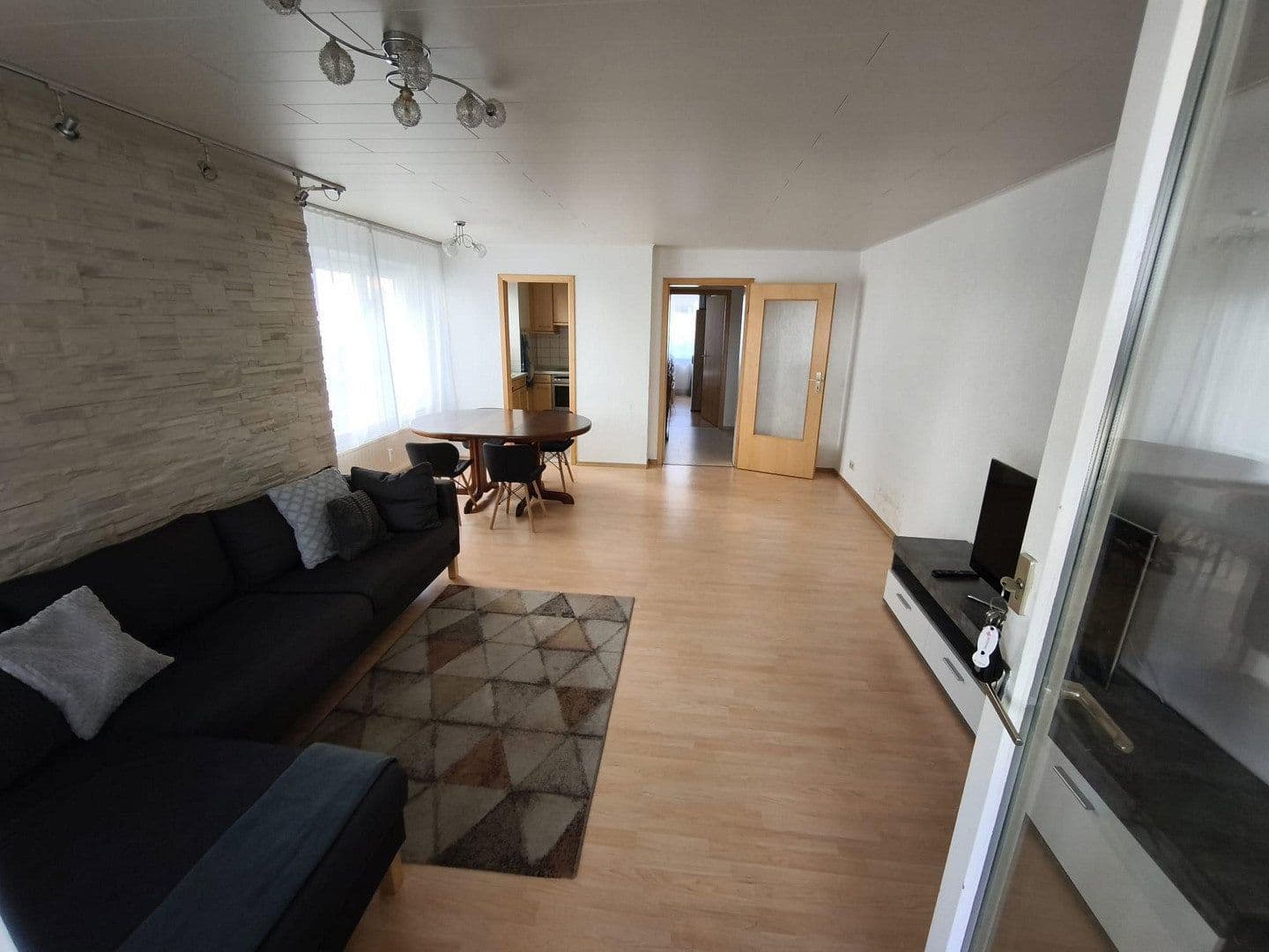 Prenájom bytu 3-izbový 75 m², Im Daistler 12, Neuenstadt am Kocher, Bádensko-Wurttembersko Prenájom bytu 3-izbový 75 m², Im Daistler 12, Neuenstadt am Kocher, Bádensko-Wurttembersko