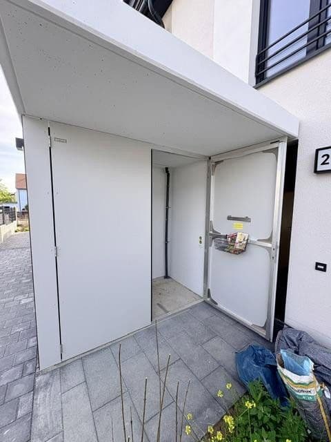 Prenájom domu 145 m², pozemok 115 m², Lilienstrasse 29., Stein, Bavorsko Prenájom domu 145 m², pozemok 115 m², Lilienstrasse 29., Stein, Bavorsko