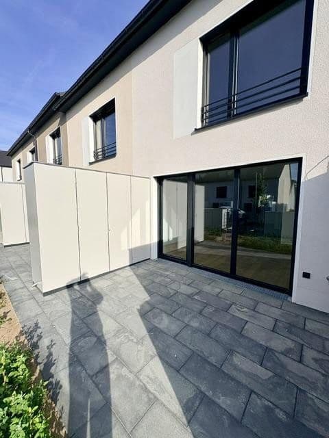 Prenájom domu 145 m², pozemok 115 m², Lilienstrasse 29., Stein, Bavorsko Prenájom domu 145 m², pozemok 115 m², Lilienstrasse 29., Stein, Bavorsko