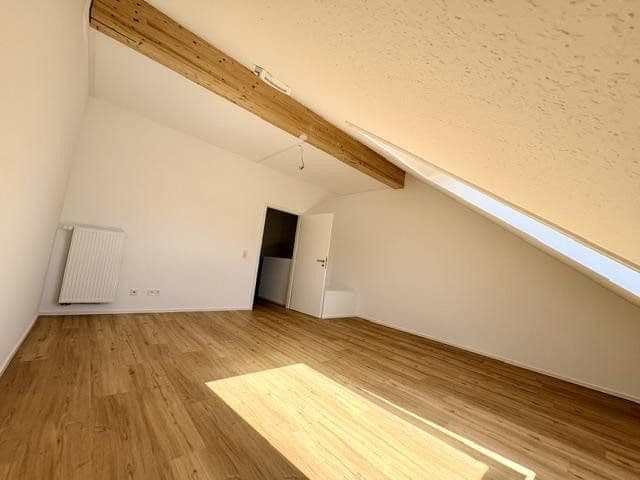 Prenájom domu 145 m², pozemok 115 m², Lilienstrasse 29., Stein, Bavorsko Prenájom domu 145 m², pozemok 115 m², Lilienstrasse 29., Stein, Bavorsko