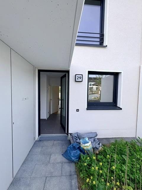 Prenájom domu 145 m², pozemok 115 m², Lilienstrasse 29., Stein, Bavorsko Prenájom domu 145 m², pozemok 115 m², Lilienstrasse 29., Stein, Bavorsko
