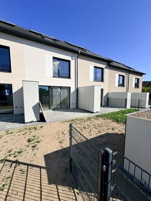 Prenájom domu 145 m², pozemok 115 m², Lilienstrasse 29., Stein, Bavorsko Prenájom domu 145 m², pozemok 115 m², Lilienstrasse 29., Stein, Bavorsko