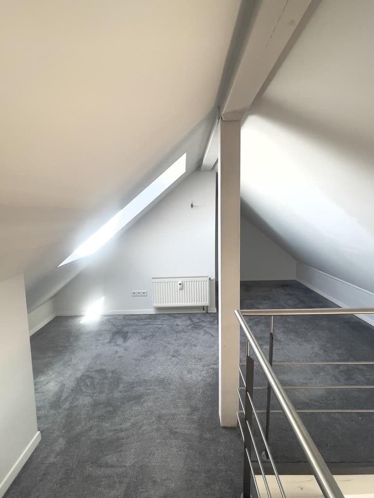 Prenájom bytu 3-izbový 110 m², Aalen, Bádensko-Wurttembersko Prenájom bytu 3-izbový 110 m², Aalen, Bádensko-Wurttembersko