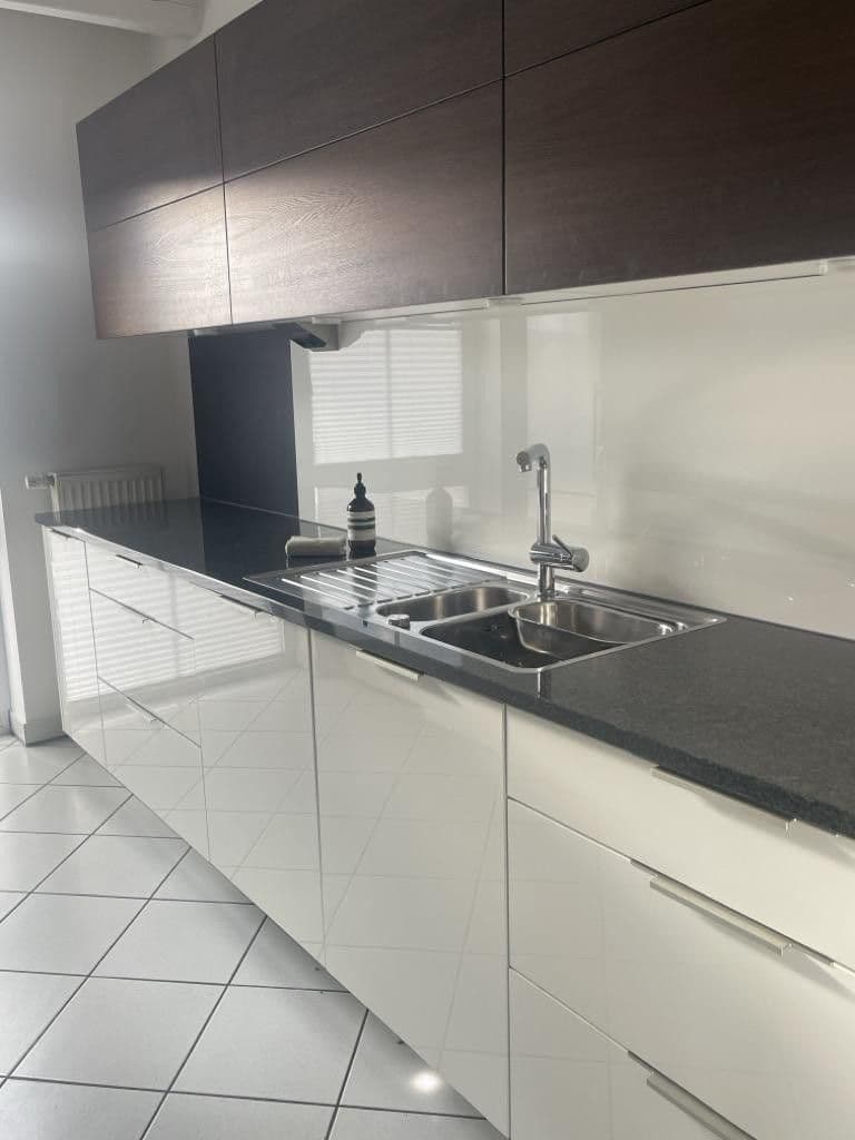Prenájom bytu 3-izbový 110 m², Aalen, Bádensko-Wurttembersko Prenájom bytu 3-izbový 110 m², Aalen, Bádensko-Wurttembersko