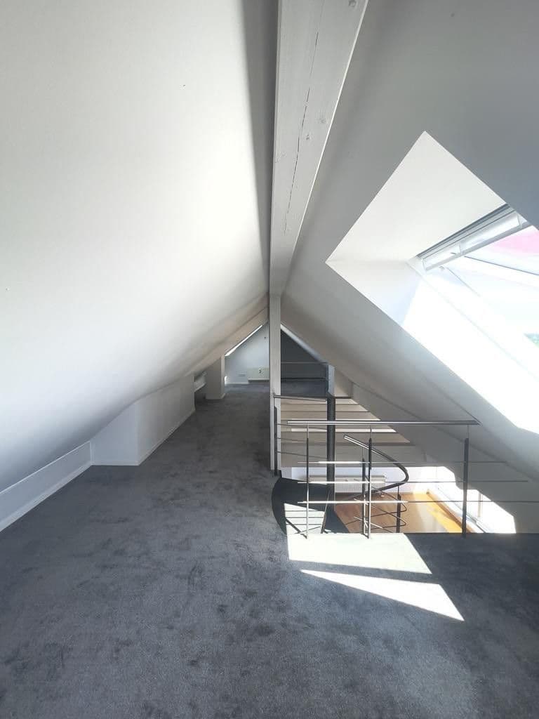 Prenájom bytu 3-izbový 110 m², Aalen, Bádensko-Wurttembersko Prenájom bytu 3-izbový 110 m², Aalen, Bádensko-Wurttembersko