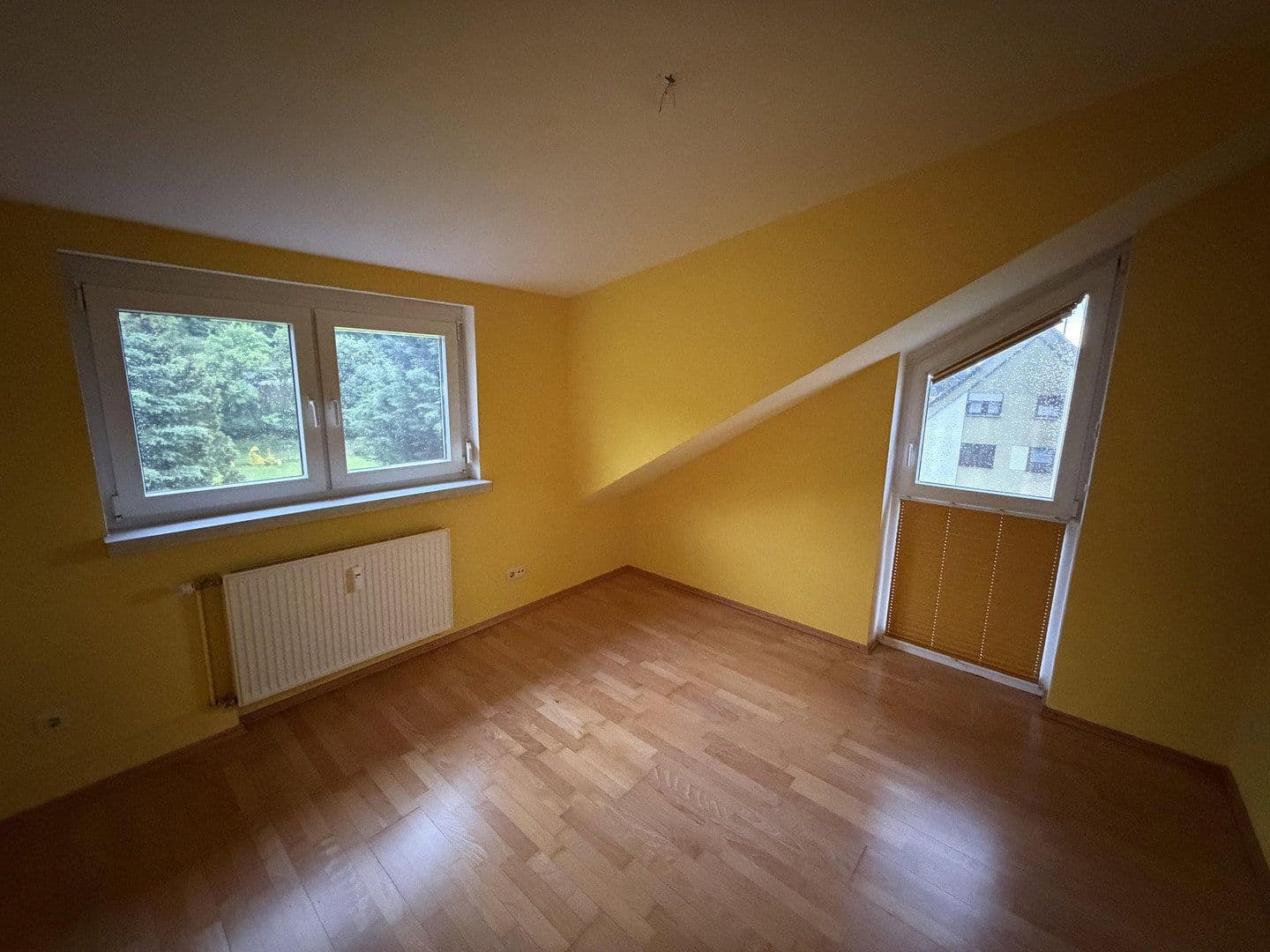 Prenájom bytu 5-izbový 97 m², Wiesloch, Bádensko-Wurttembersko Prenájom bytu 5-izbový 97 m², Wiesloch, Bádensko-Wurttembersko