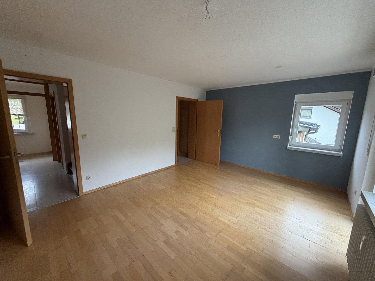 Prenájom bytu 5-izbový 97 m², Wiesloch, Bádensko-Wurttembersko Prenájom bytu 5-izbový 97 m², Wiesloch, Bádensko-Wurttembersko