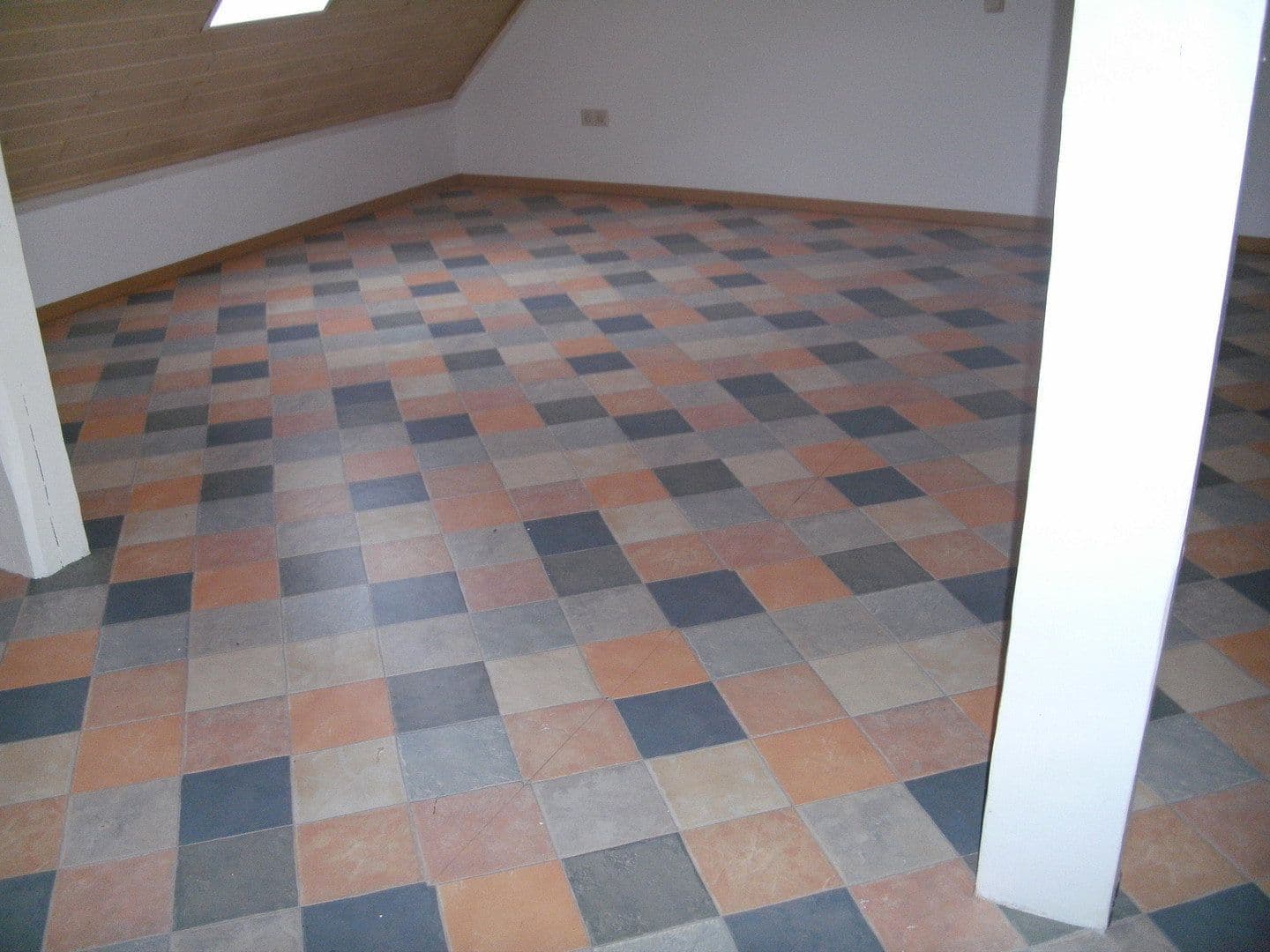 Predaj domu 231 m², pozemok 596 m², Mühlweg 2, Burglahr, Porýnie-Falcko Predaj domu 231 m², pozemok 596 m², Mühlweg 2, Burglahr, Porýnie-Falcko