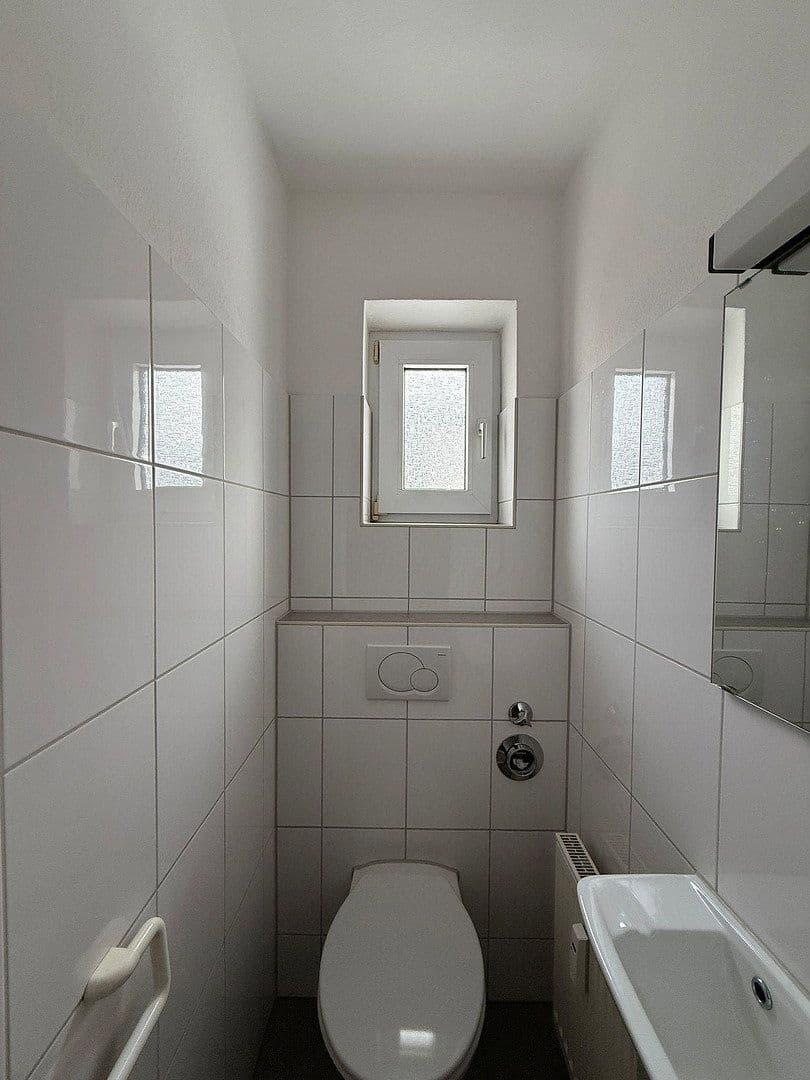 Prenájom bytu 2-izbový 60 m², Mörikestraße 3, Bad Wimpfen, Bádensko-Wurttembersko Prenájom bytu 2-izbový 60 m², Mörikestraße 3, Bad Wimpfen, Bádensko-Wurttembersko