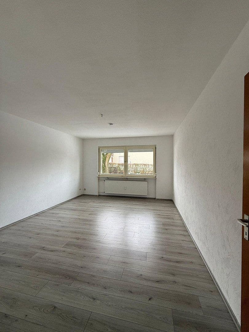 Prenájom bytu 2-izbový 60 m², Mörikestraße 3, Bad Wimpfen, Bádensko-Wurttembersko Prenájom bytu 2-izbový 60 m², Mörikestraße 3, Bad Wimpfen, Bádensko-Wurttembersko