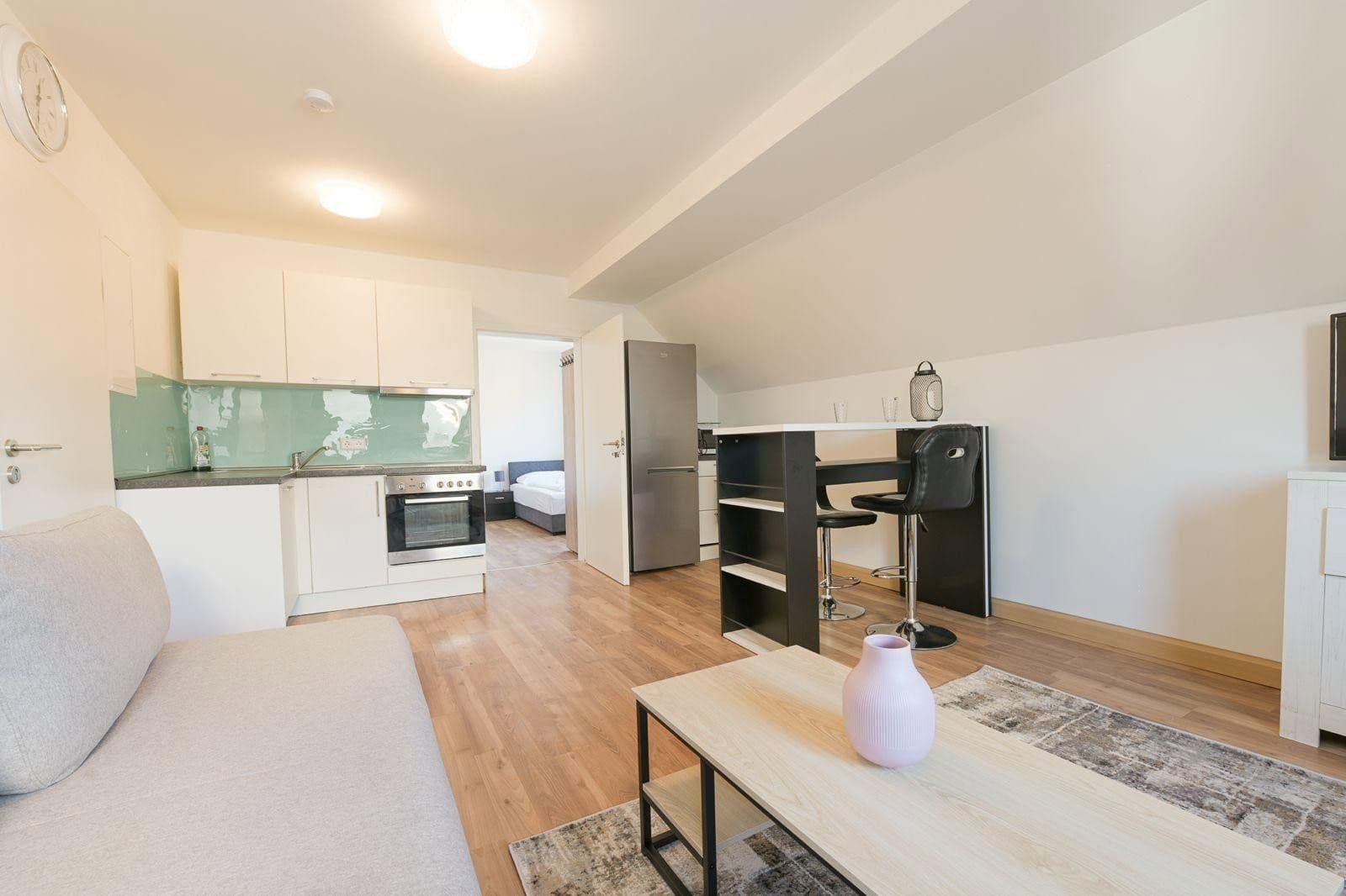 Prenájom bytu 2-izbový 45 m², Klingenbergstr. 153, Heilbronn, Bádensko-Wurttembersko Prenájom bytu 2-izbový 45 m², Klingenbergstr. 153, Heilbronn, Bádensko-Wurttembersko