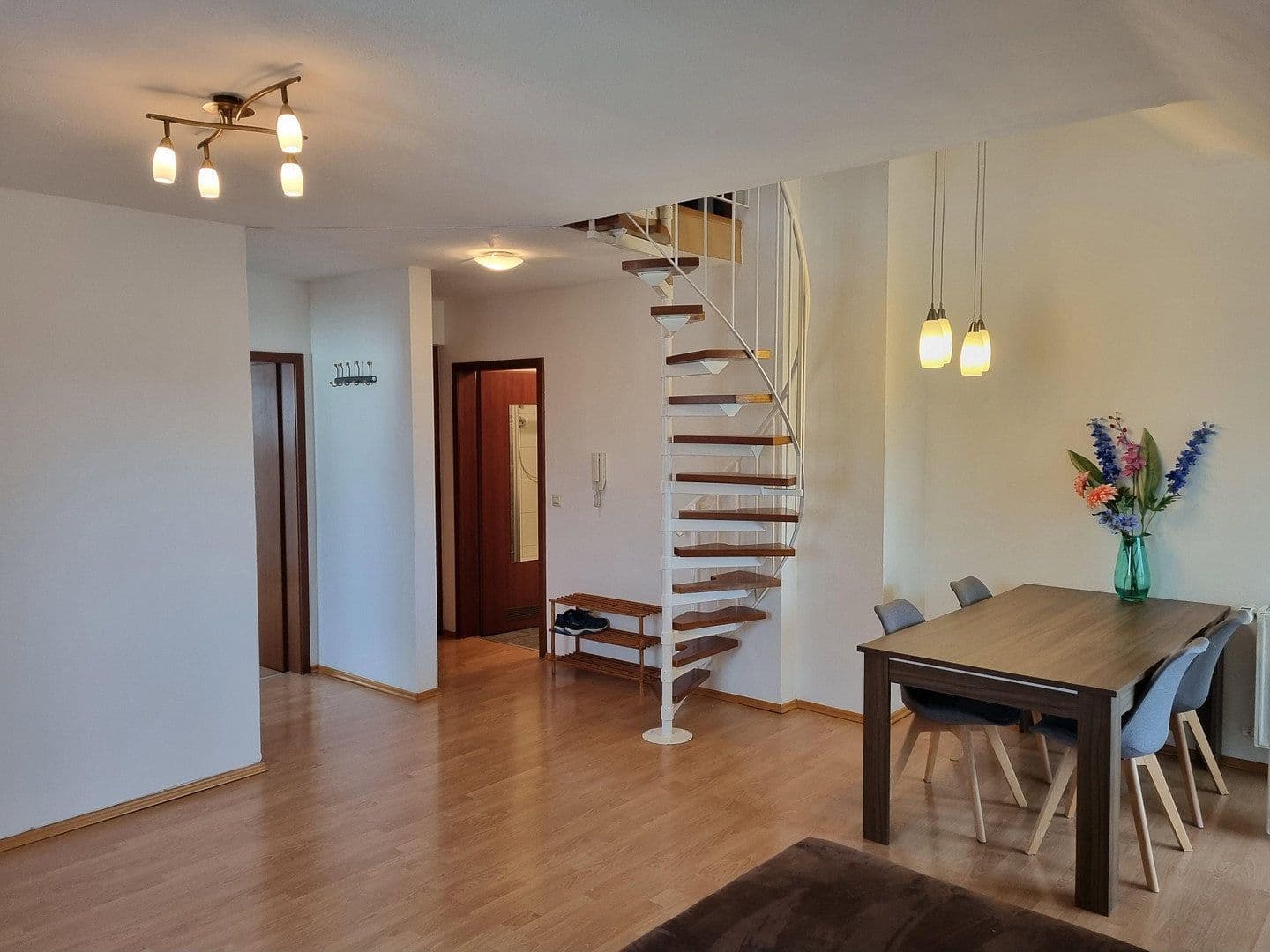 Predaj bytu 2-izbový 54 m², Rosenheim, Bavorsko Predaj bytu 2-izbový 54 m², Rosenheim, Bavorsko