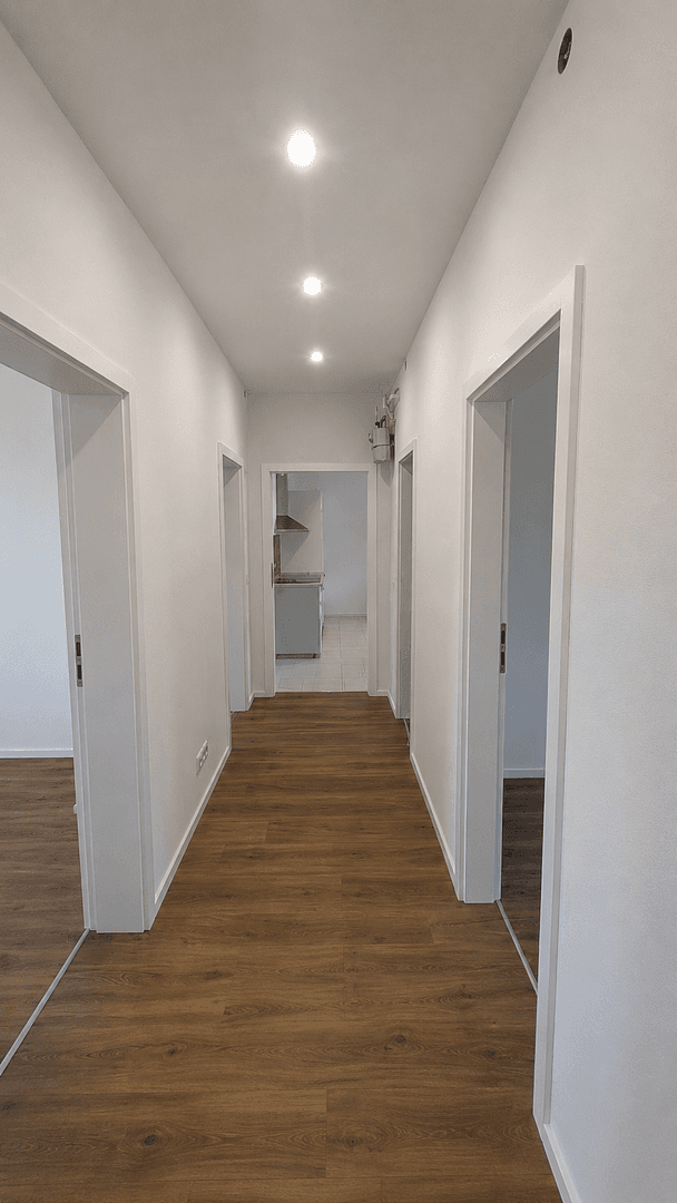 Prenájom bytu 3-izbový 79 m², Ekkehardstraße 51, Singen (Hohentwiel), Bádensko-Wurttembersko Prenájom bytu 3-izbový 79 m², Ekkehardstraße 51, Singen (Hohentwiel), Bádensko-Wurttembersko