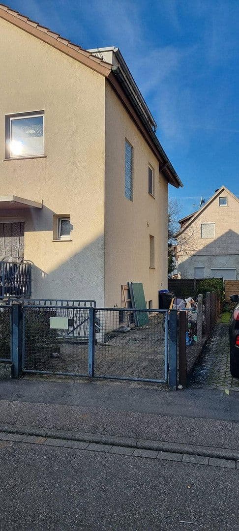Predaj domu 195 m², pozemok 322 m², Jahnstr.3, Reichenbach an der Fils, Bádensko-Wurttembersko Predaj domu 195 m², pozemok 322 m², Jahnstr.3, Reichenbach an der Fils, Bádensko-Wurttembersko