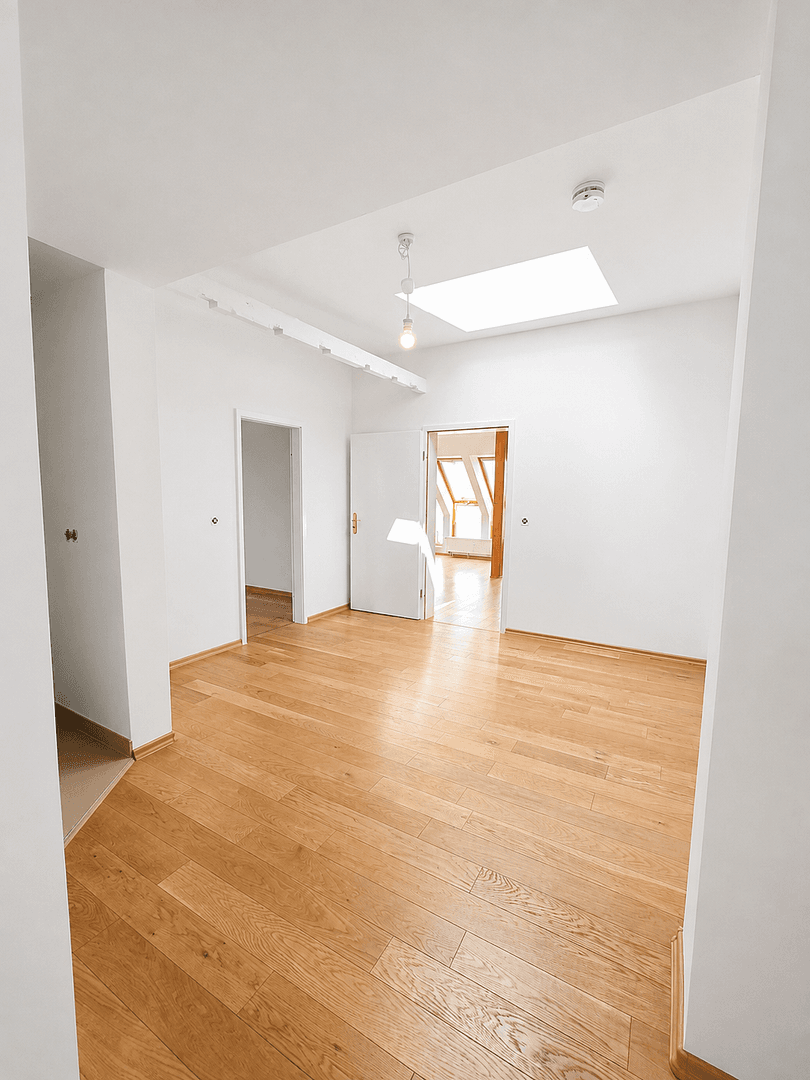 Predaj bytu 2-izbový 91 m², Kochhannstr. 19, Berlin, Berlín Predaj bytu 2-izbový 91 m², Kochhannstr. 19, Berlin, Berlín