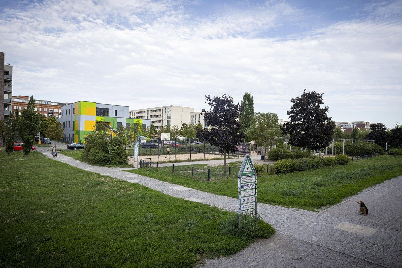Predaj bytu 2-izbový 91 m², Kochhannstr. 19, Berlin, Berlín Predaj bytu 2-izbový 91 m², Kochhannstr. 19, Berlin, Berlín