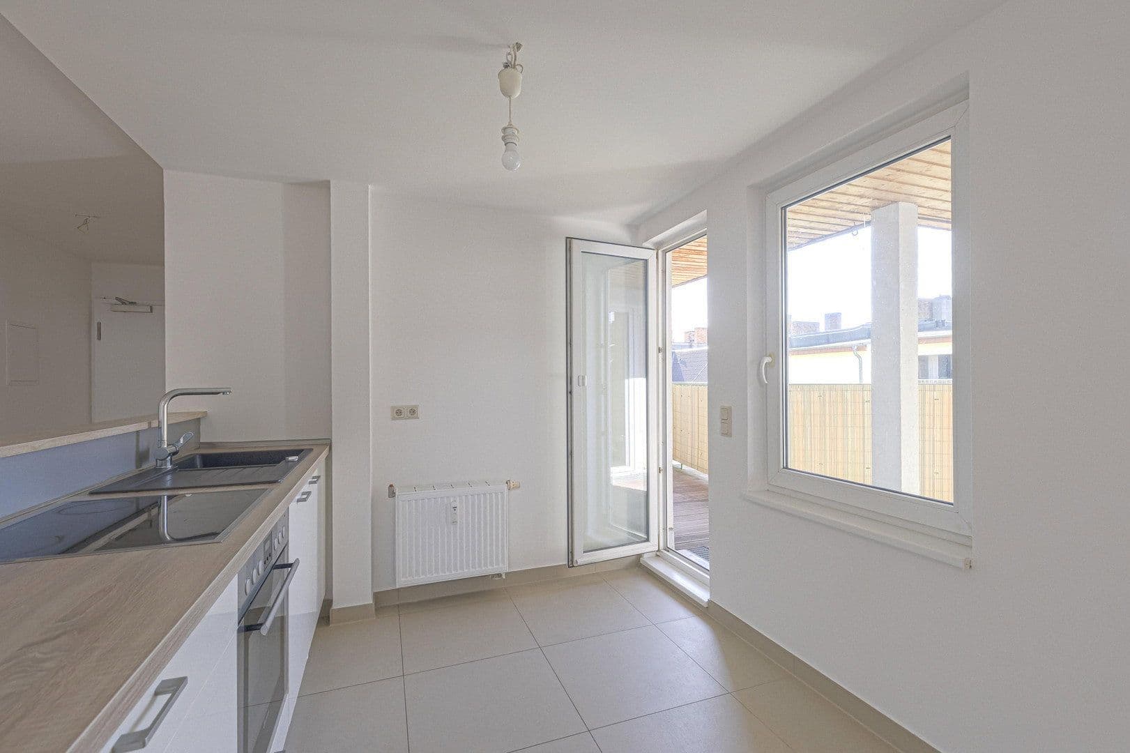 Predaj bytu 2-izbový 91 m², Kochhannstr. 19, Berlin, Berlín Predaj bytu 2-izbový 91 m², Kochhannstr. 19, Berlin, Berlín
