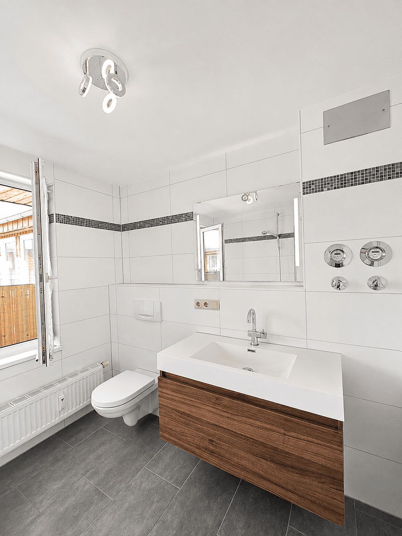 Predaj bytu 2-izbový 91 m², Kochhannstr. 19, Berlin, Berlín Predaj bytu 2-izbový 91 m², Kochhannstr. 19, Berlin, Berlín
