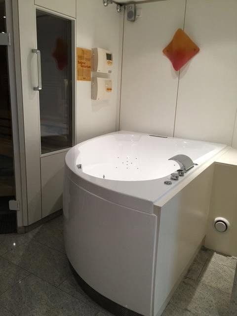Predaj domu 420 m², pozemok 654 m², Saarbrücken, Sársko Predaj domu 420 m², pozemok 654 m², Saarbrücken, Sársko