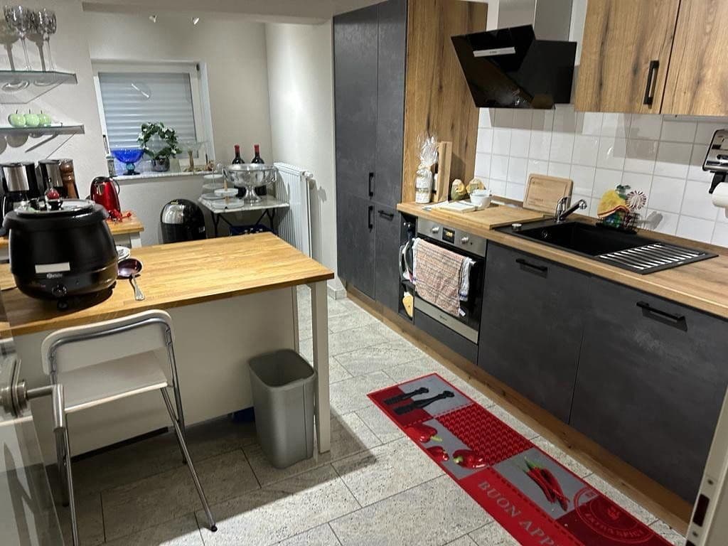 Predaj domu 420 m², pozemok 654 m², Saarbrücken, Sársko Predaj domu 420 m², pozemok 654 m², Saarbrücken, Sársko