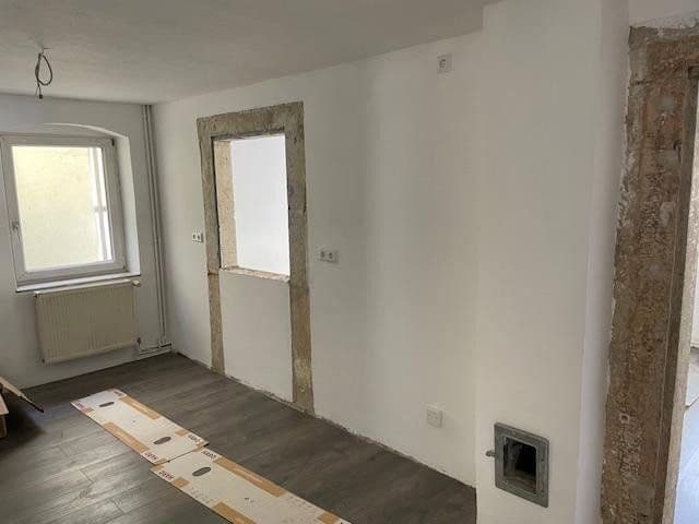 Predaj domu 180 m², pozemok 400 m², Roßmäßlerstraße 34, Tharandt, Sasko Predaj domu 180 m², pozemok 400 m², Roßmäßlerstraße 34, Tharandt, Sasko