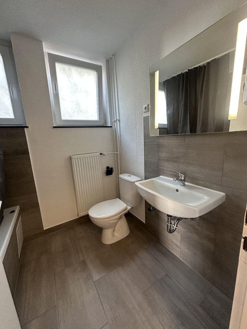 Prenájom bytu 1-izbový 47 m², Mannheim, Bádensko-Wurttembersko Prenájom bytu 1-izbový 47 m², Mannheim, Bádensko-Wurttembersko