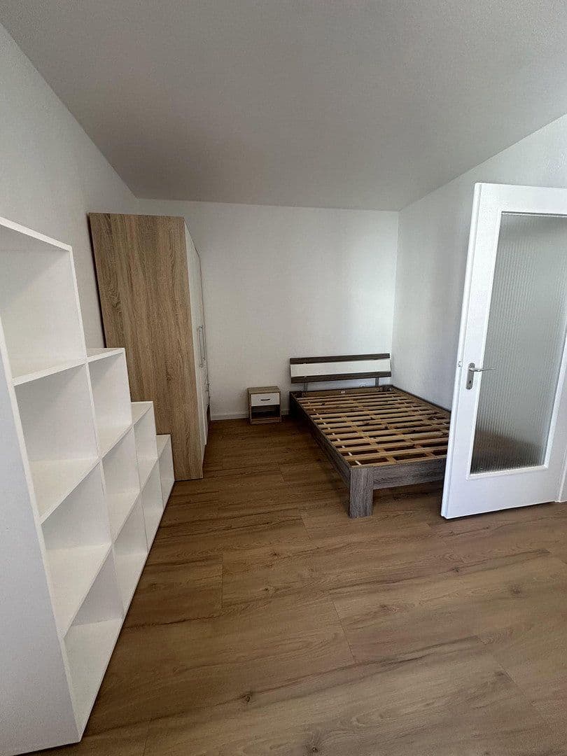 Prenájom bytu 1-izbový 47 m², Mannheim, Bádensko-Wurttembersko Prenájom bytu 1-izbový 47 m², Mannheim, Bádensko-Wurttembersko