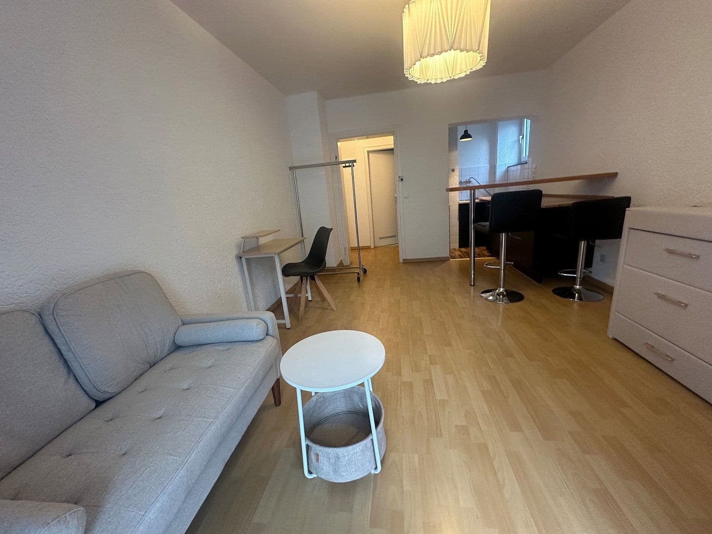 Prenájom bytu 1-izbový 32 m², Mannheim, Bádensko-Wurttembersko Prenájom bytu 1-izbový 32 m², Mannheim, Bádensko-Wurttembersko