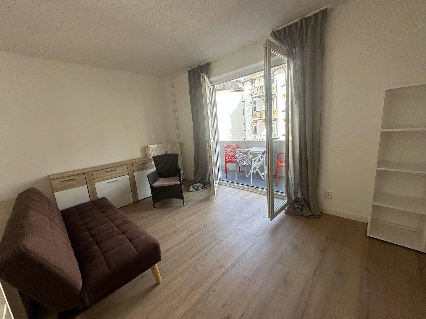 Prenájom bytu 1-izbový 47 m², Mannheim, Bádensko-Wurttembersko Prenájom bytu 1-izbový 47 m², Mannheim, Bádensko-Wurttembersko