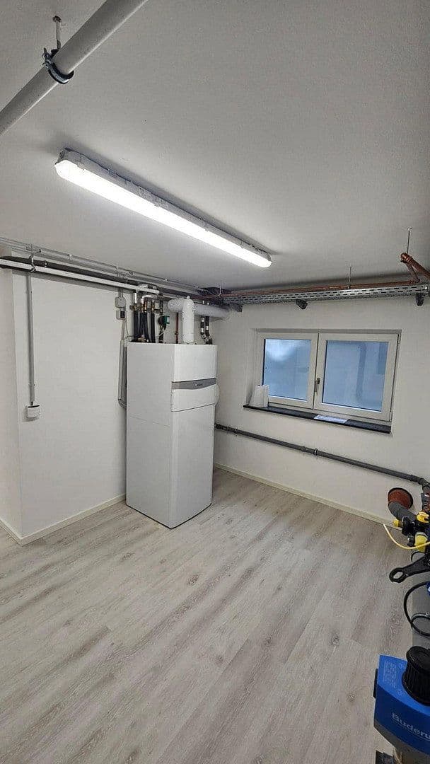 Predaj domu 167 m², pozemok 163 m², Speyerer Straße 25, Neuhofen, Porýnie-Falcko Predaj domu 167 m², pozemok 163 m², Speyerer Straße 25, Neuhofen, Porýnie-Falcko